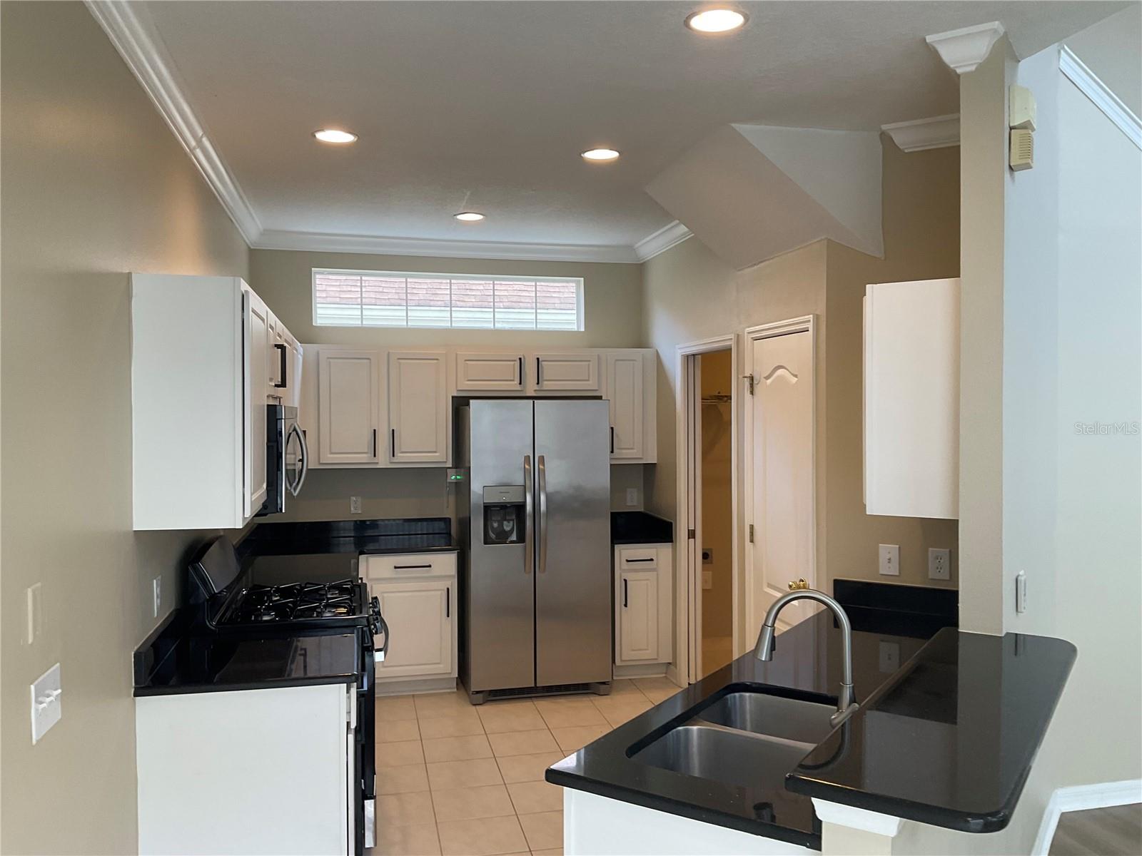 GRAND HAMPTON PH 1C-1/2A-1 - Residential Lease