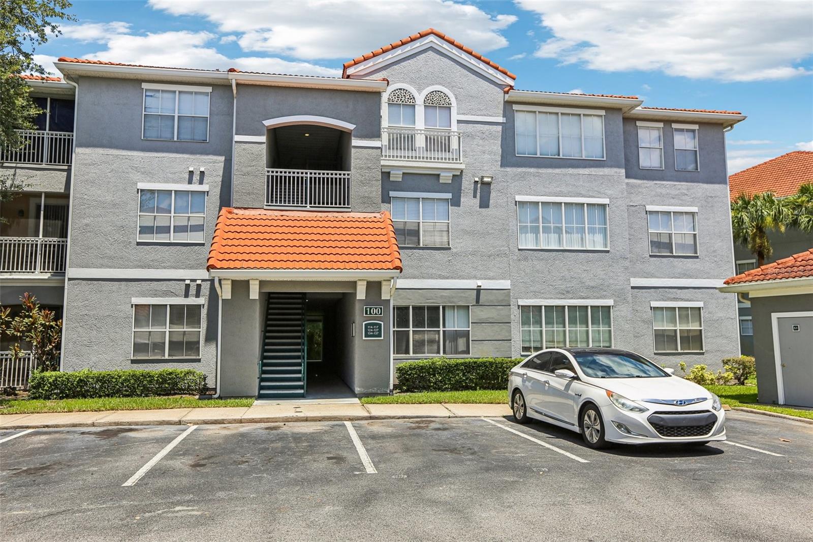 Welcome to this spacious 3-bedroom, 2-bathroom condo in the highly sought-after Richmond Place community. Built in 2000, this ground-floor unit features a bright, open floor plan designed for both functionality and style. The well-equipped kitchen includes all major appliances including refrigerator, oven, dishwasher, washer, and dryer, making daily living effortless.
The primary bedroom is a relaxing retreat complete with a large walk-in closet and private en-suite bathroom. Two additional bedrooms provide versatile space perfect for guests, family, or a home office. In-unit laundry and extra storage add to the convenience of this well-maintained home.
Enjoy the outstanding amenities Richmond Place has to offer, including a gated entrance, fitness center, pool, clubhouse, tennis and volleyball courts, and beautifully landscaped grounds. With the HOA covering water, trash, and exterior maintenance, you will appreciate the ease of low-maintenance living.
Ideally located near Wiregrass Mall, Tampa Premium Outlets, AdventHealth, USF, I-75, and top-rated schools, this condo offers the perfect blend of comfort, convenience, and community. Whether you are looking for your first home, downsizing, or seeking an investment property, this move-in ready unit is an excellent choice.
Experience the best of resort-style living with a welcoming atmosphere and prime location. Schedule your showing today.