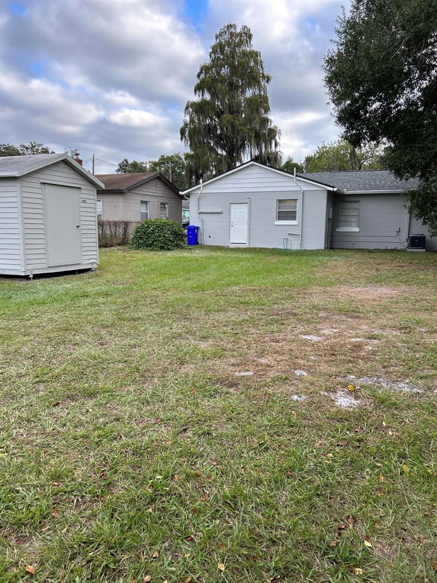 LAKEVIEW VILLAGE - Residential