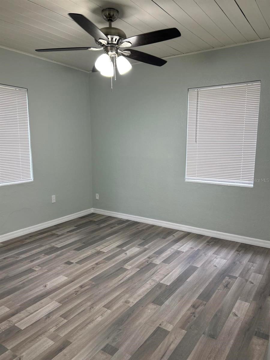 LAKEVIEW VILLAGE - Residential