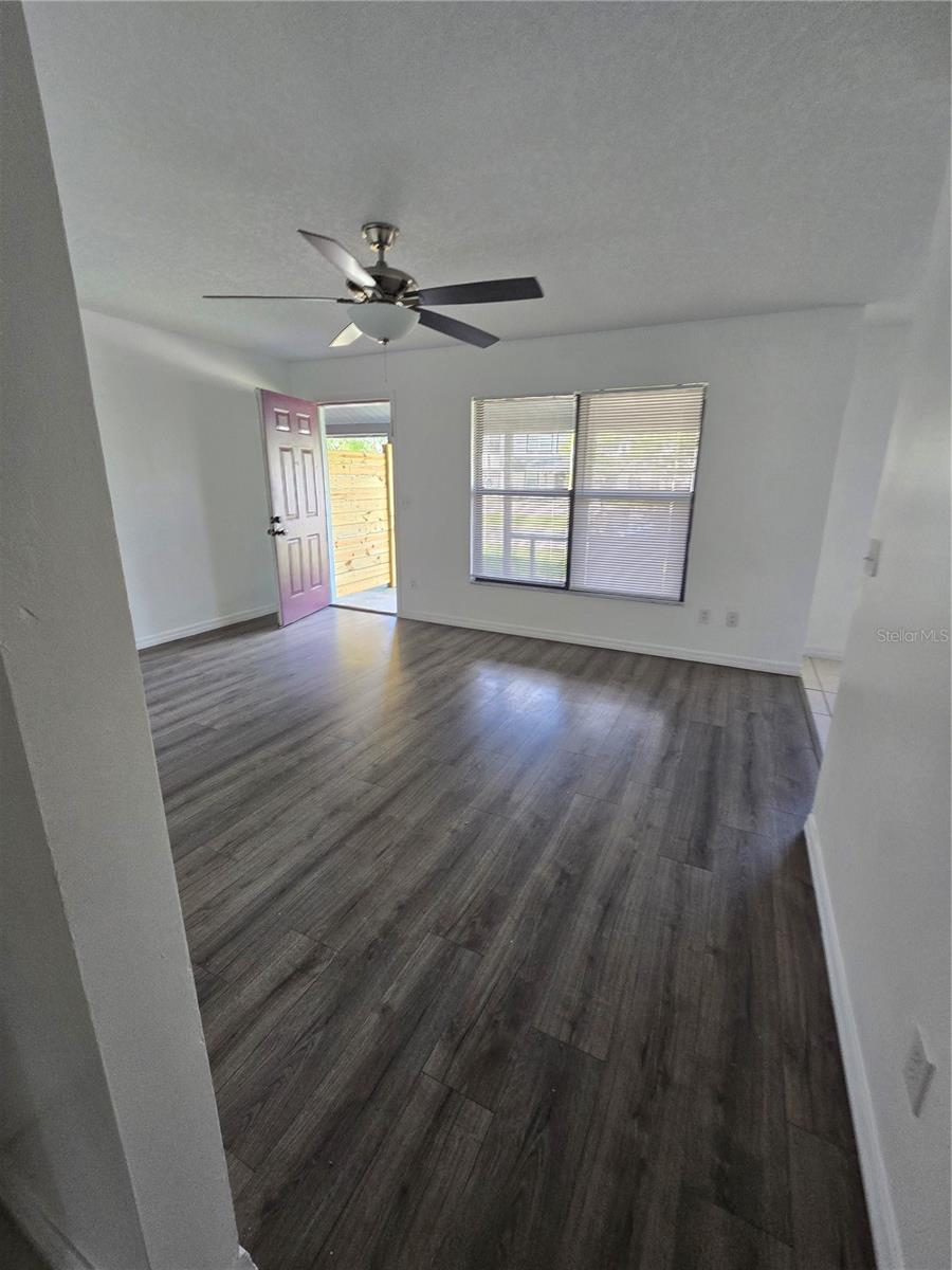 SEMORAN CLUB UT 2 - Residential Lease