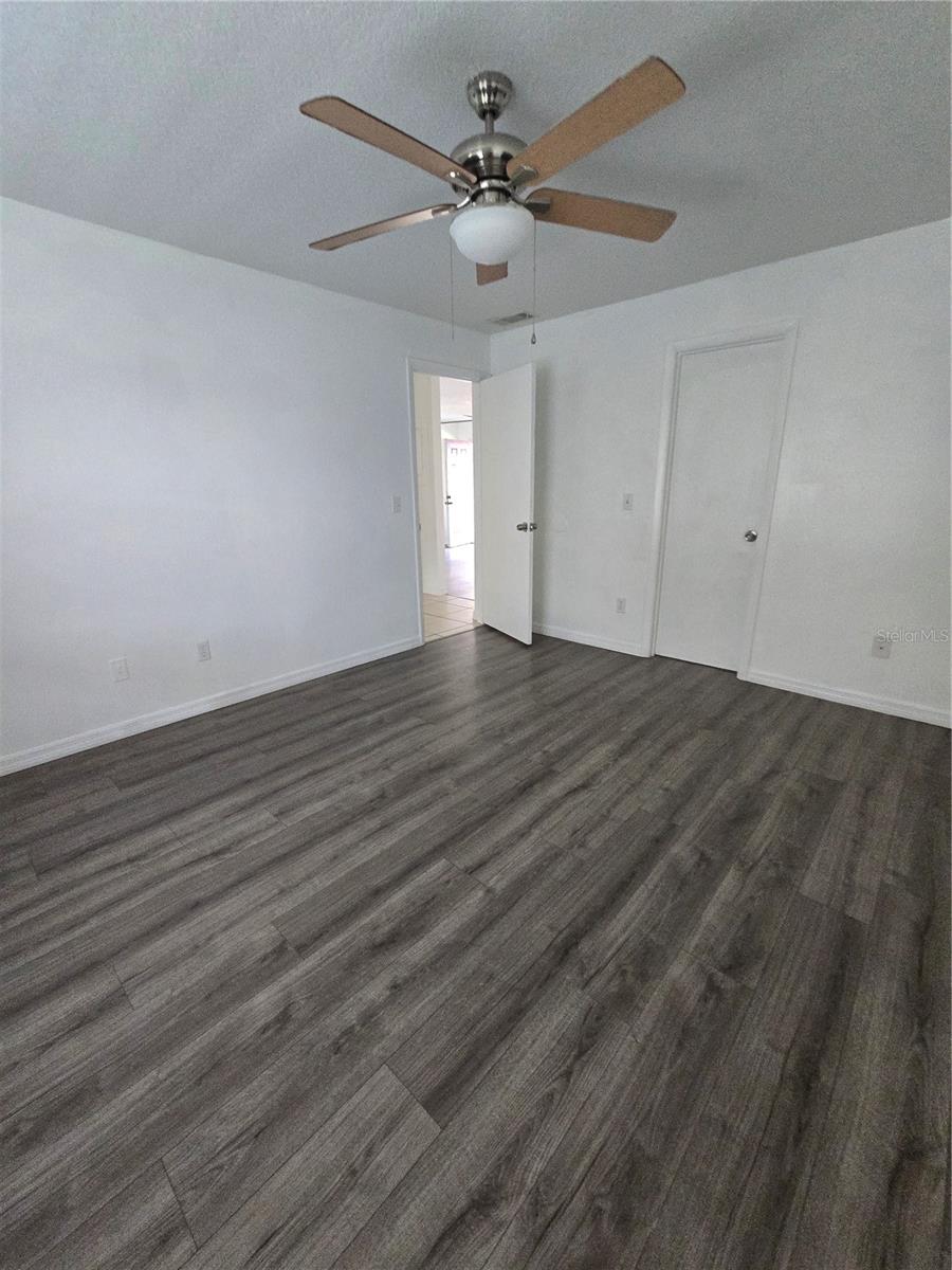 SEMORAN CLUB UT 2 - Residential Lease