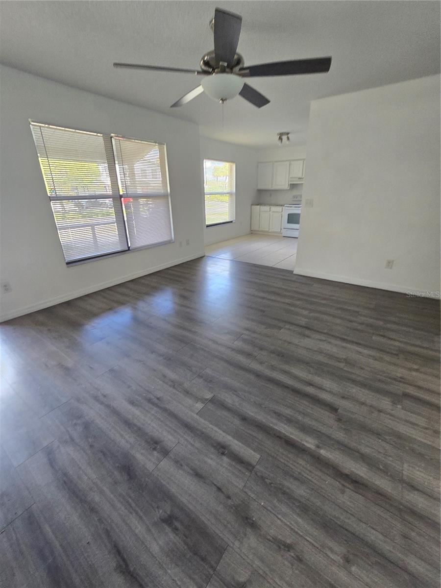 SEMORAN CLUB UT 2 - Residential Lease