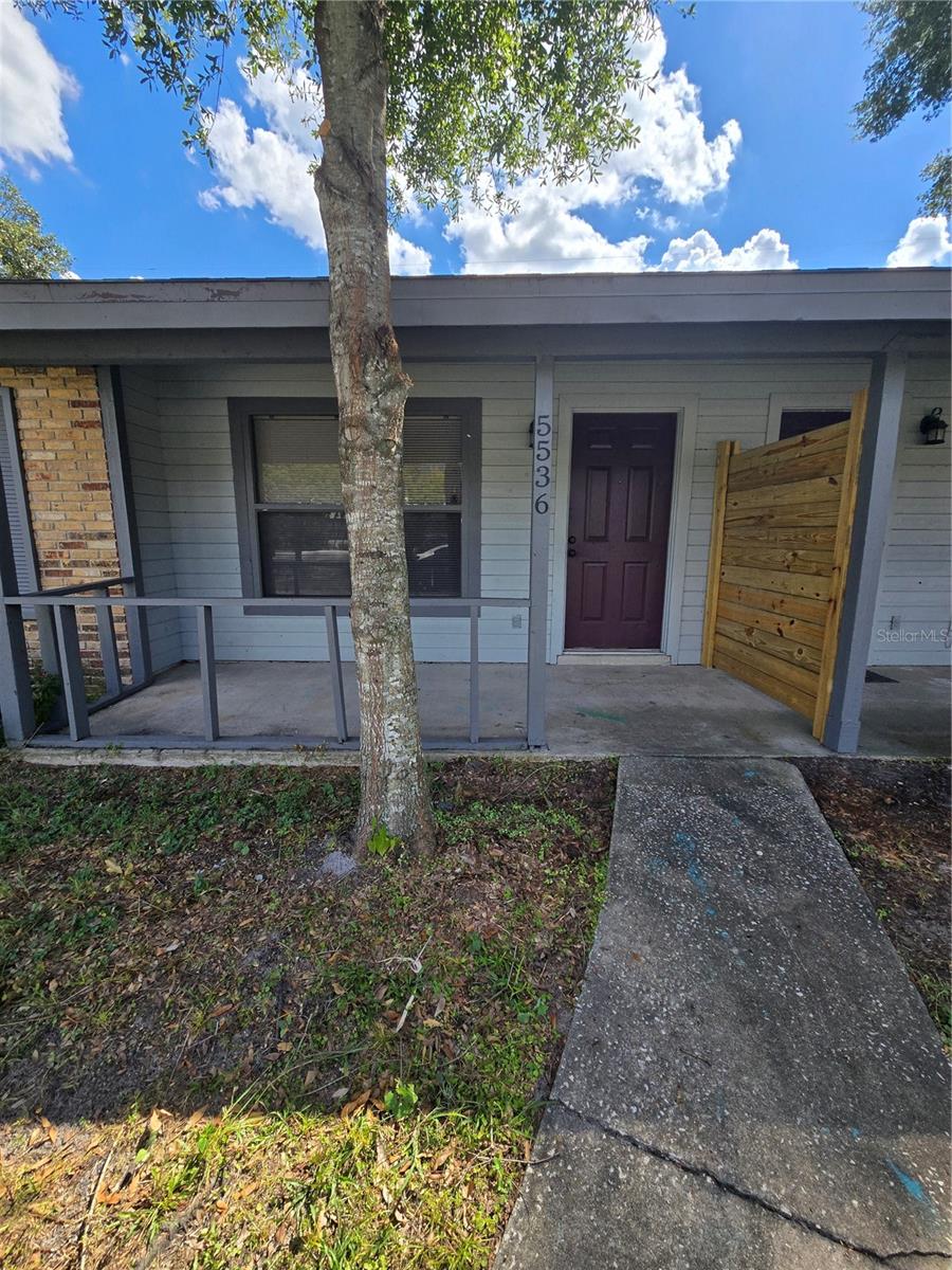 SEMORAN CLUB UT 2 - Residential Lease