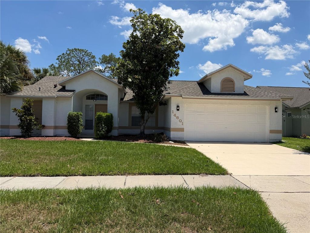 Photo of 14601 Eagles Crossing Drive, Orlando, FL 32837 (MLS # R4911262)