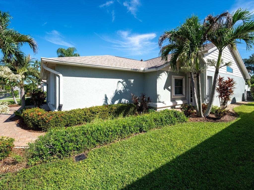 4322 EDENROSE WAY 86