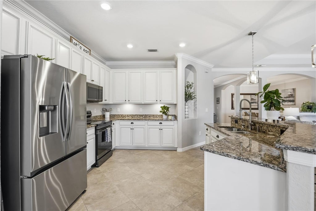 Photo of 13834 Vancanza Drive, Venice, FL 34293 (MLS # A4704082)