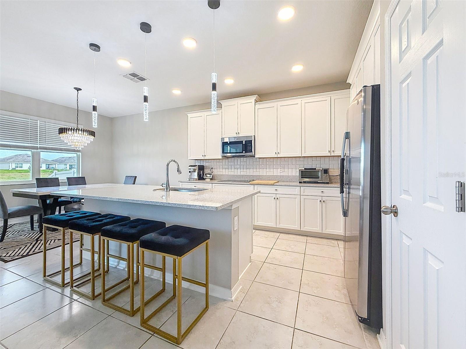 BERRY BAY SUB - Residential Lease