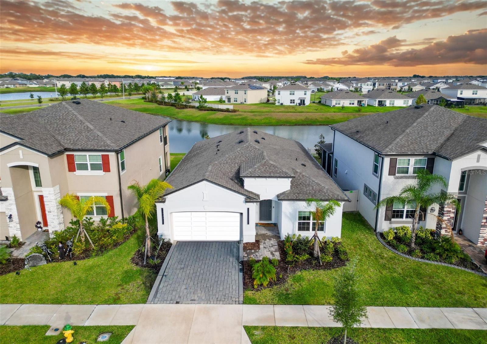 BERRY BAY SUB - Residential Lease