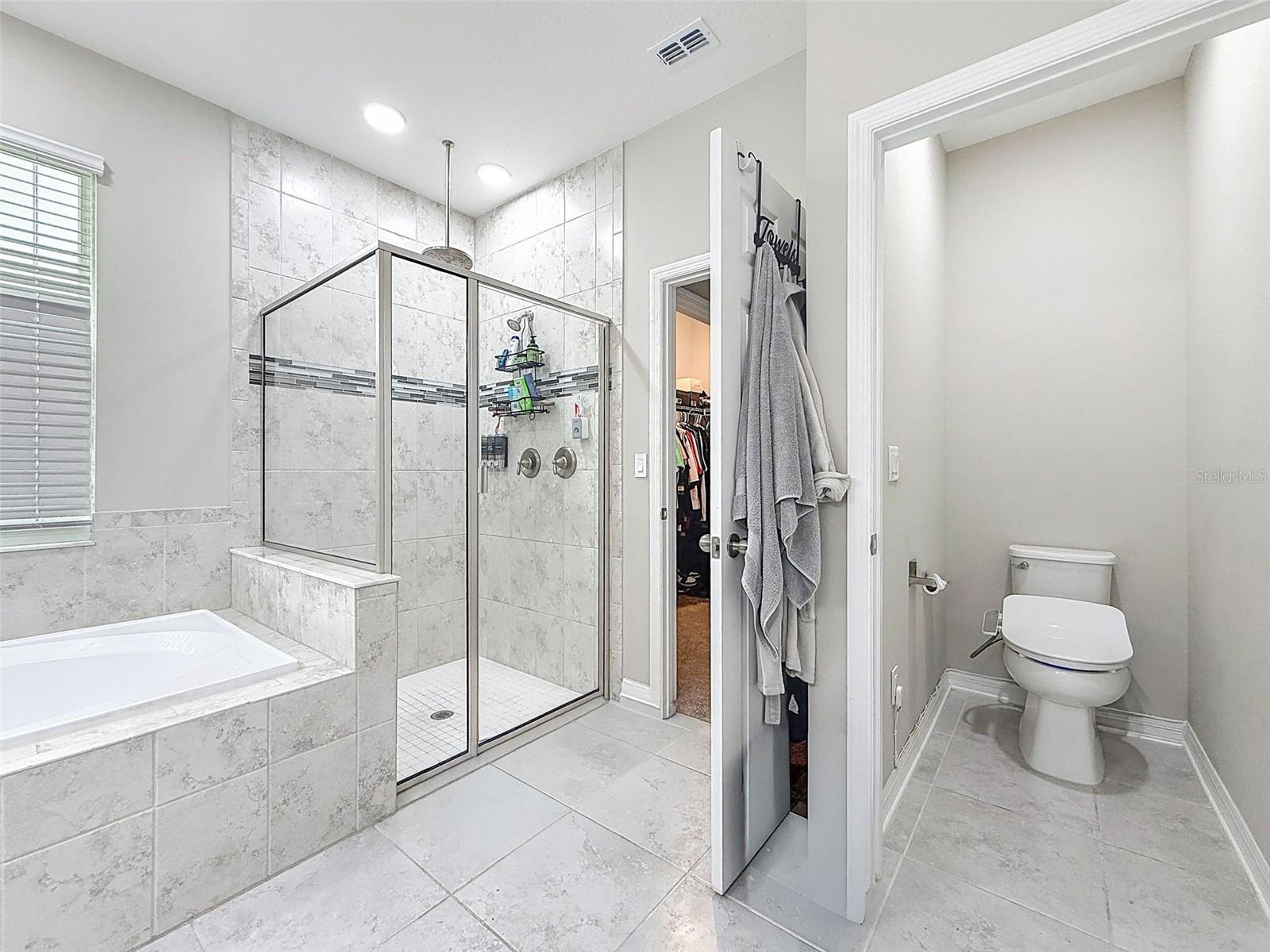 BERRY BAY SUB - Residential Lease