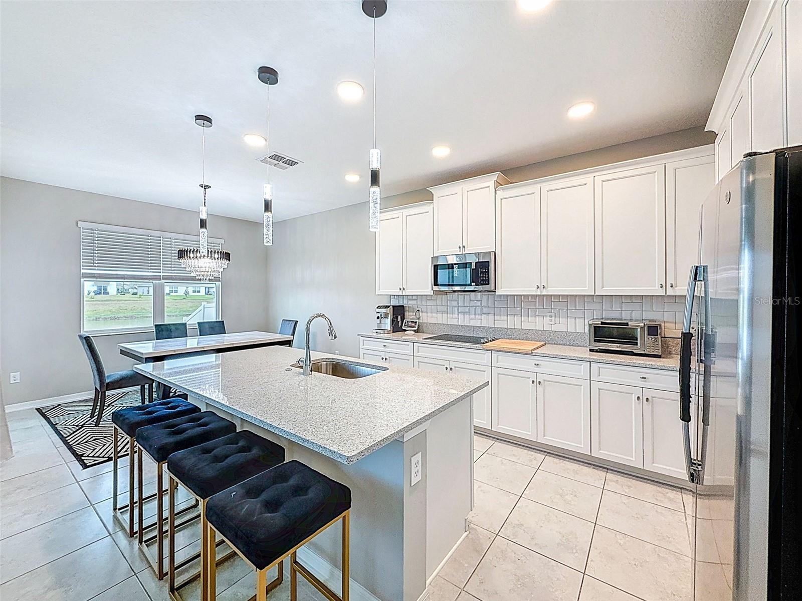 BERRY BAY SUB - Residential Lease