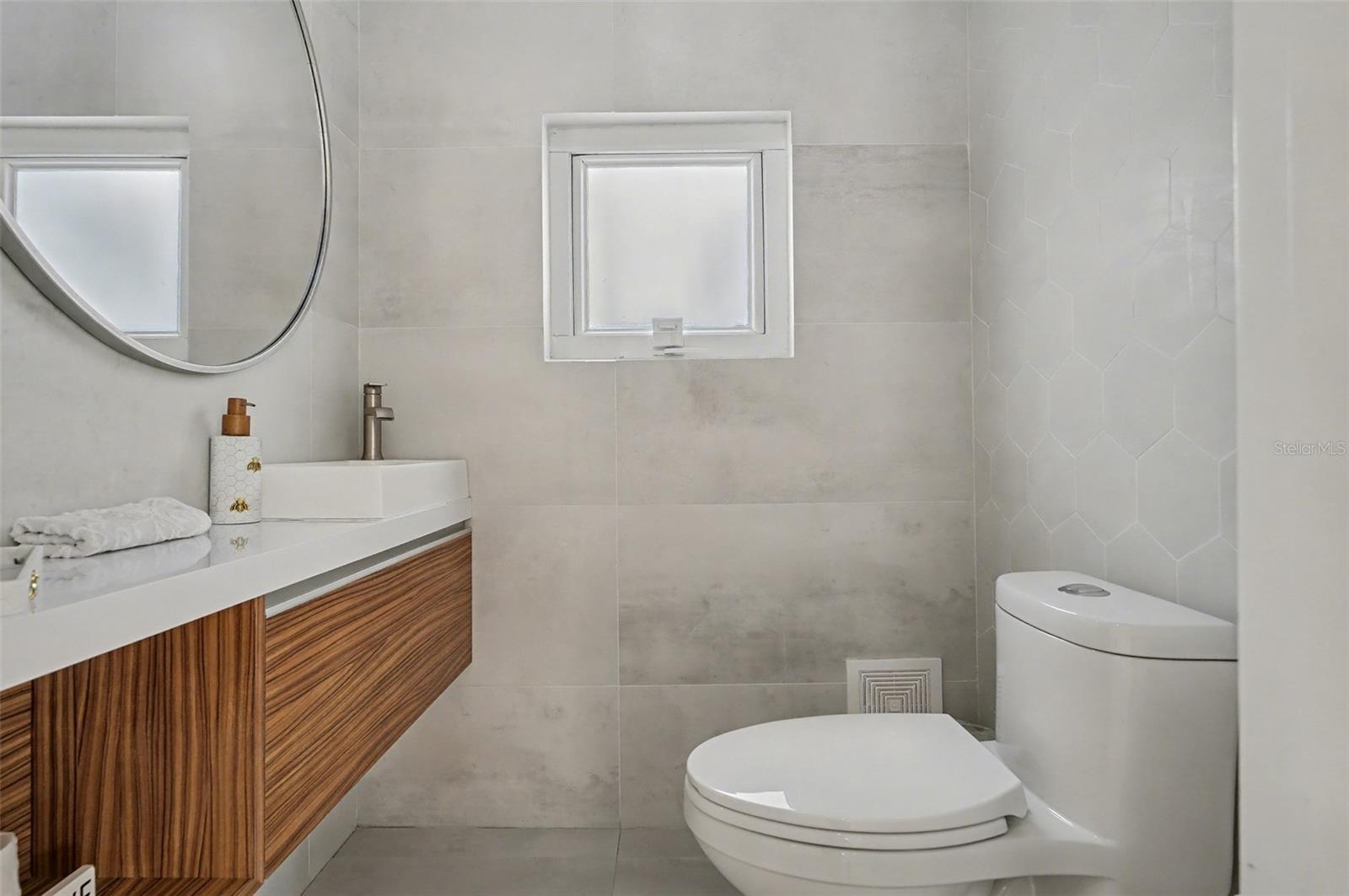 PASEO LAS PALMAS - Residential