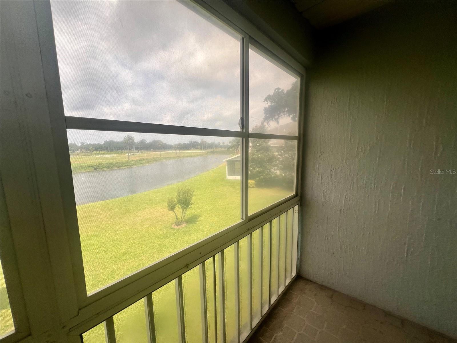 GALLERY/RIDGEWOOD LAKES - Residential Lease