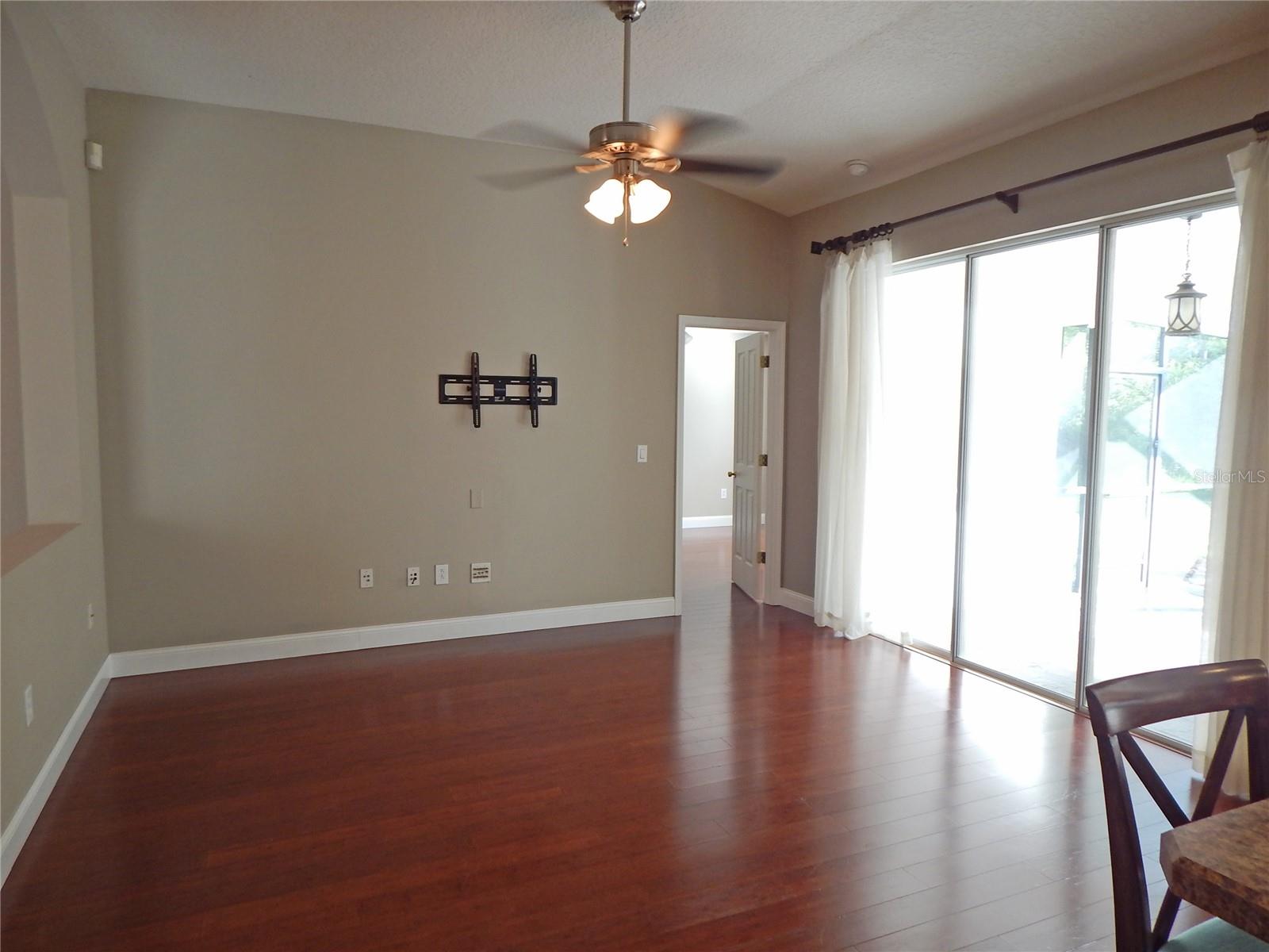 FISHHAWK RANCH PH 2 PRCL - Residential