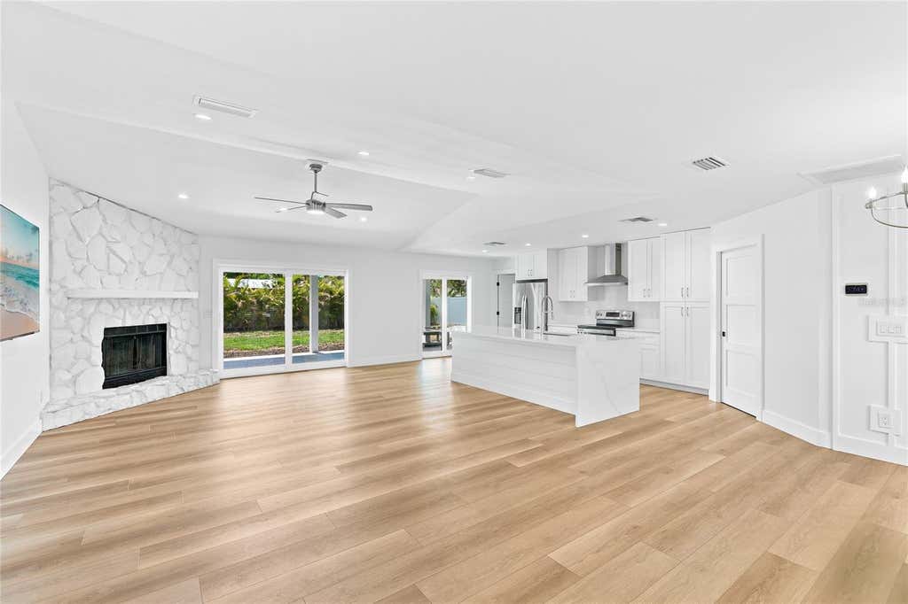 Photo of 206 73rd Street NW, Bradenton, FL 34209 (MLS # A4698790)
