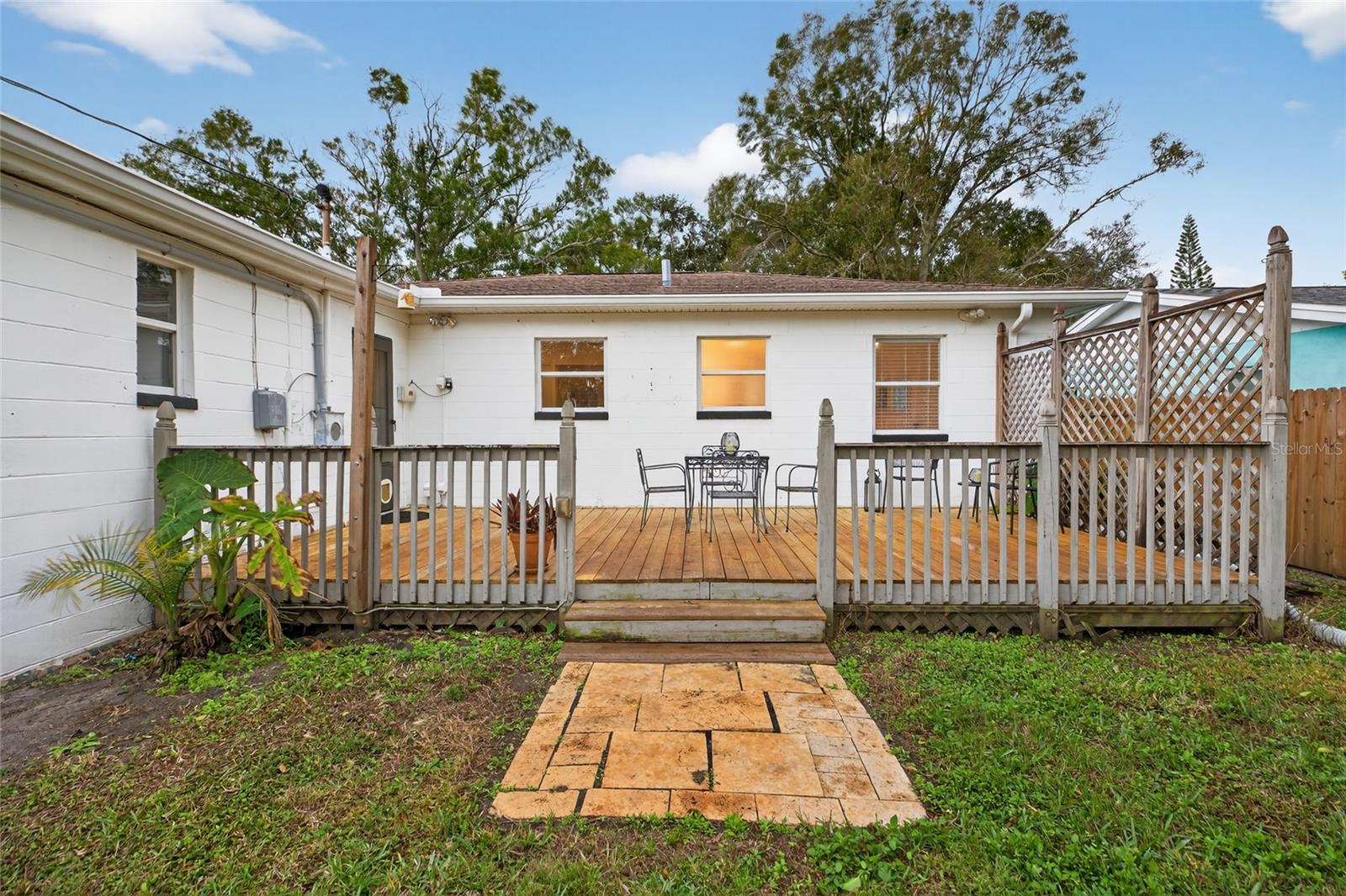 PASADENA GARDENS GULFVIEW SEC - Residential Lease