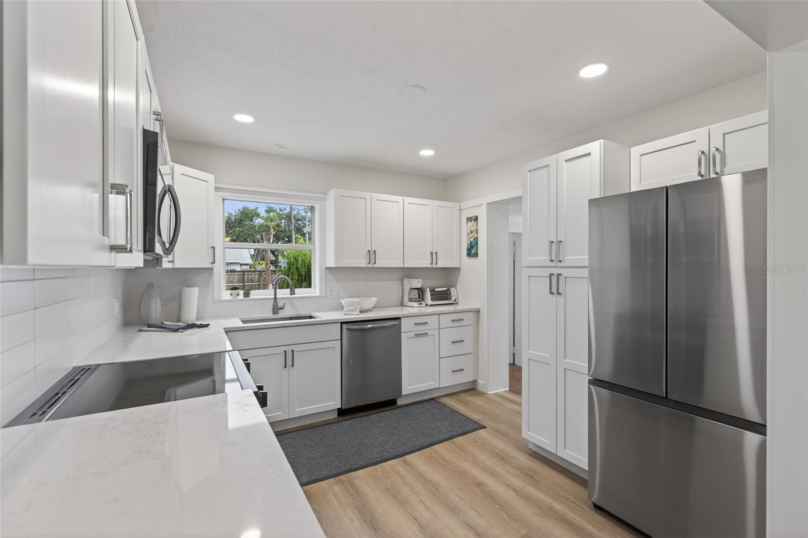 PASADENA GARDENS GULFVIEW SEC - Residential Lease