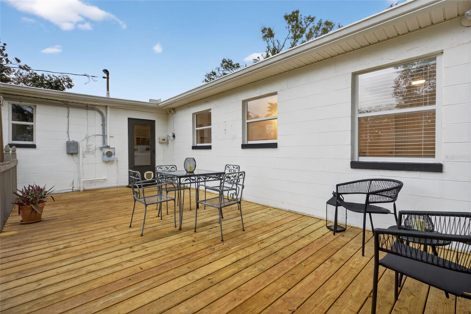 PASADENA GARDENS GULFVIEW SEC - Residential Lease