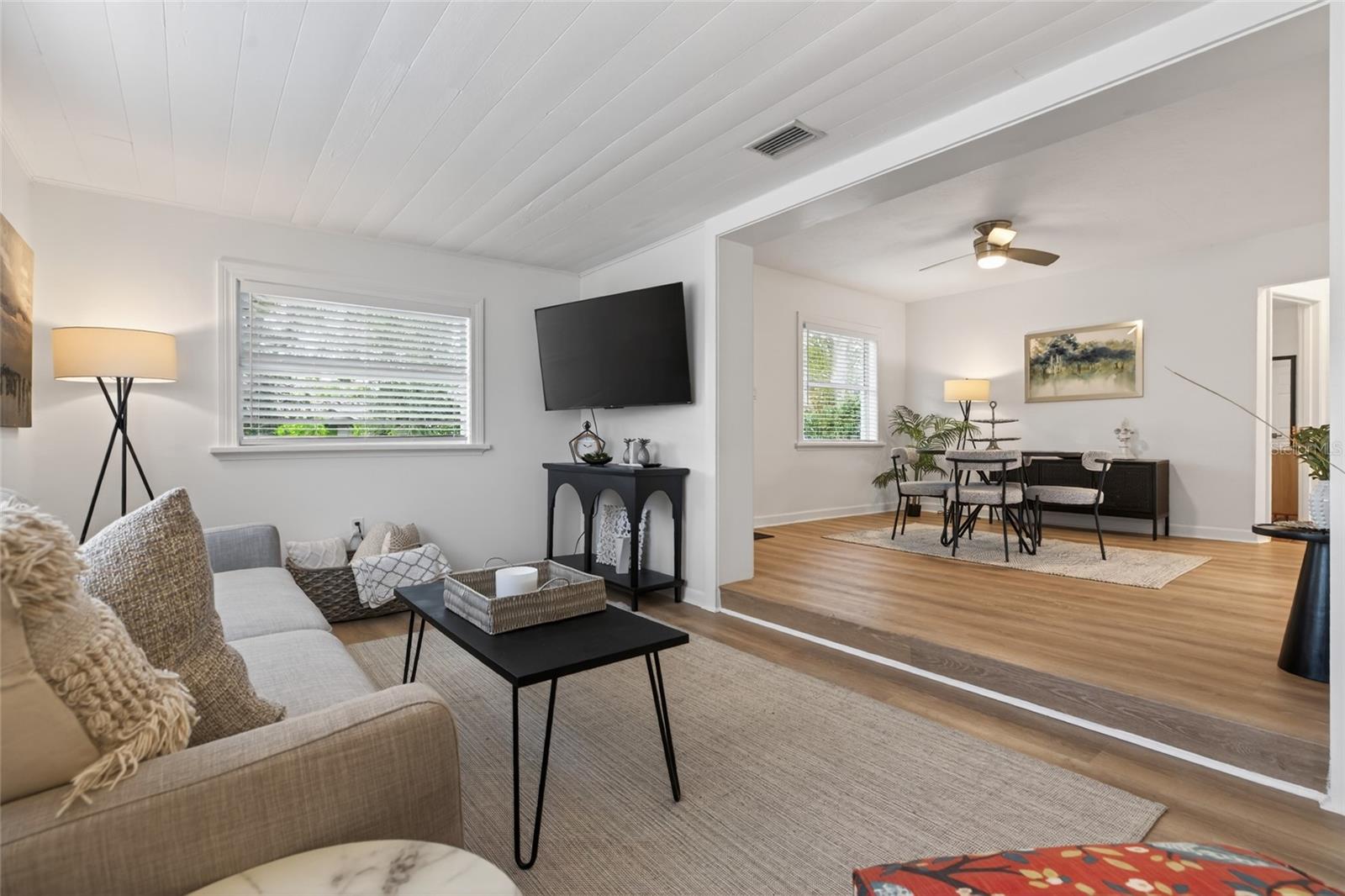 PASADENA GARDENS GULFVIEW SEC - Residential Lease