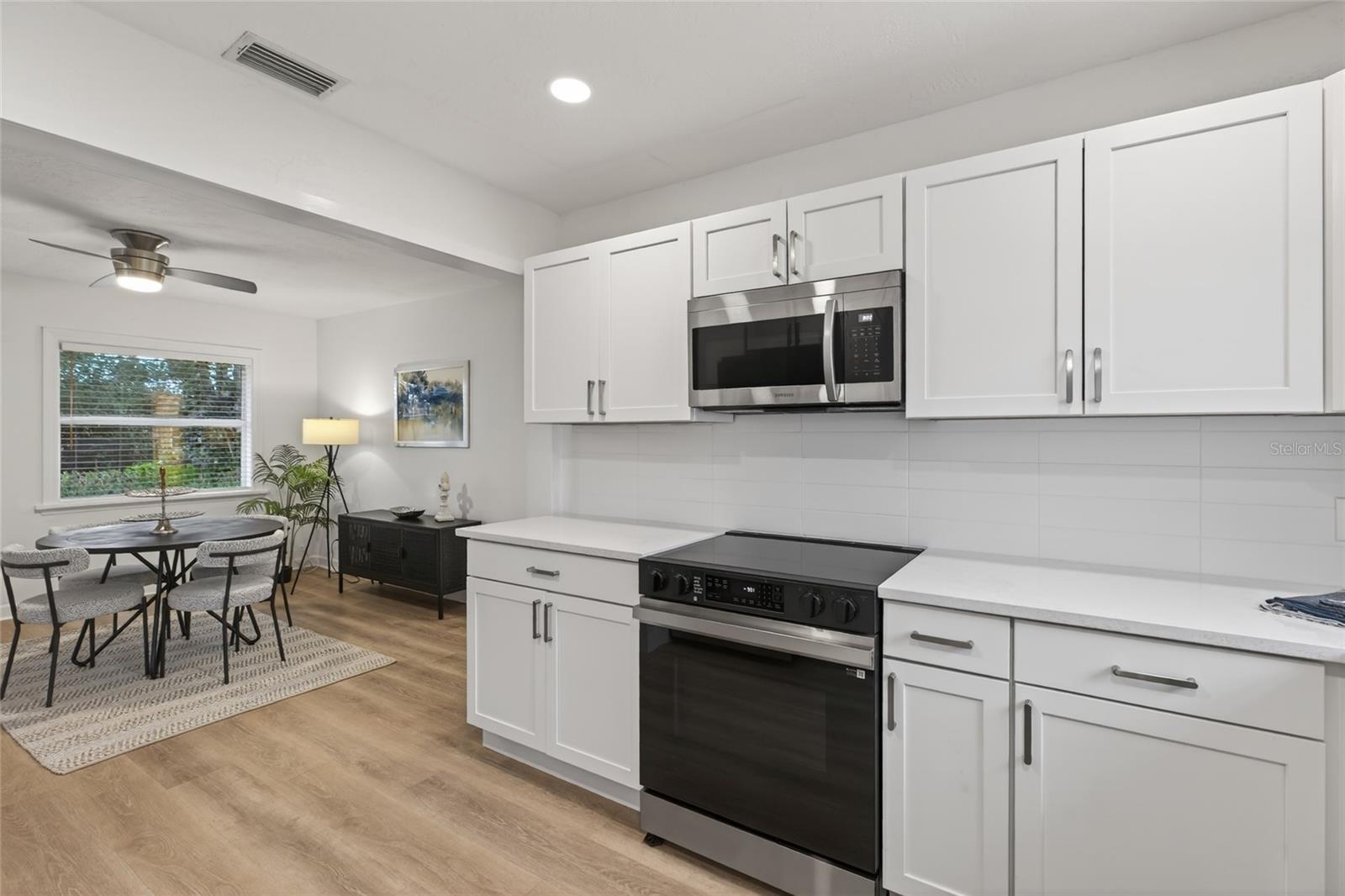 PASADENA GARDENS GULFVIEW SEC - Residential Lease