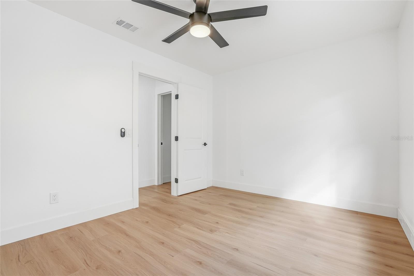 SETTLERS POINTE SEC A UN 3 - Residential