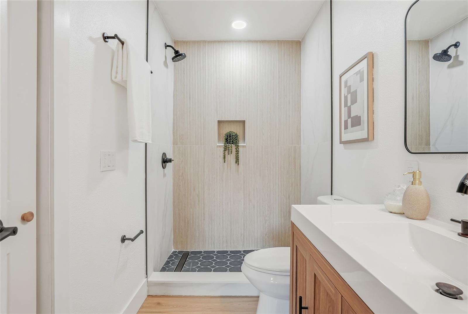 SETTLERS POINTE SEC A UN 3 - Residential