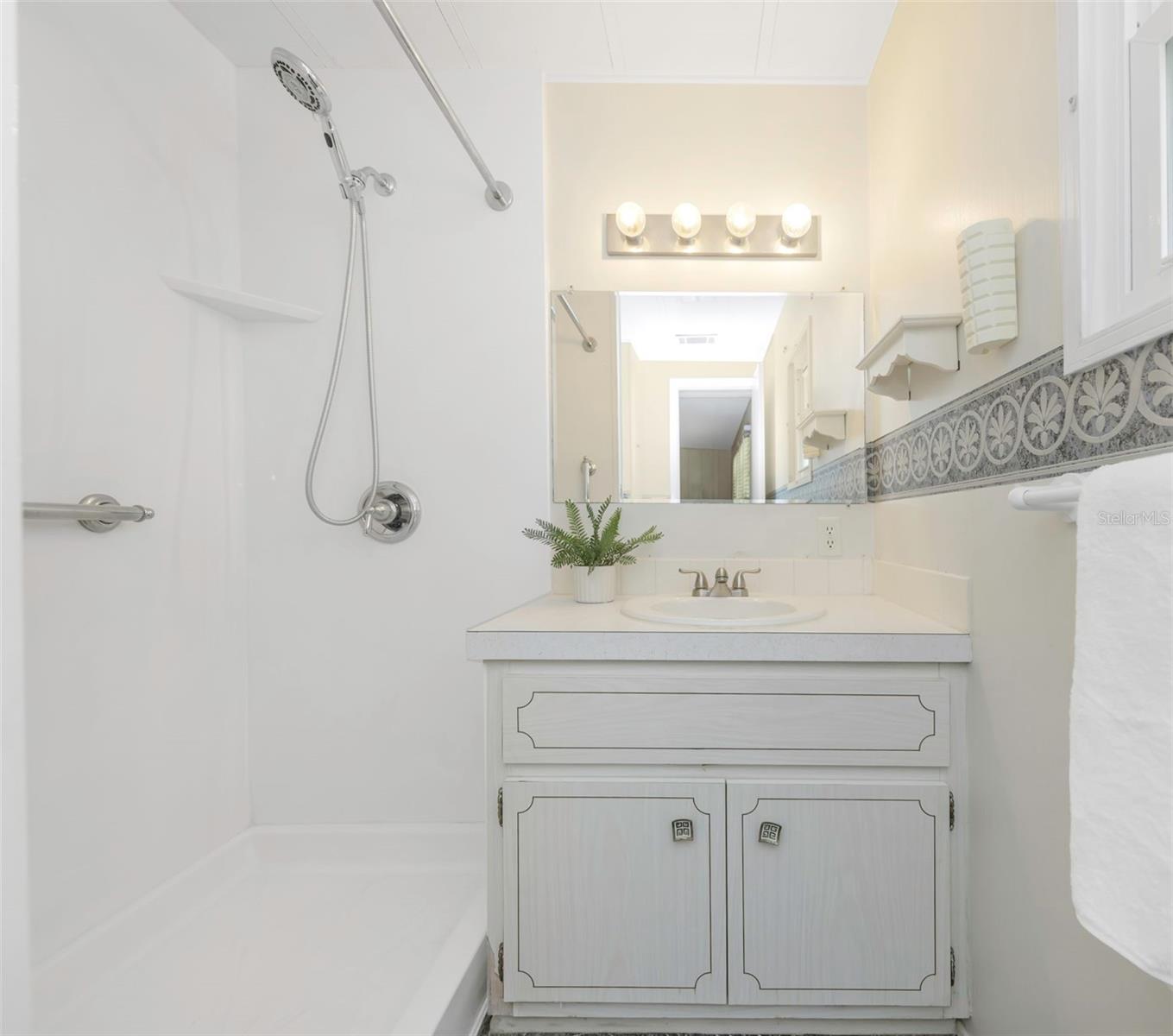 STONEHEDGE ON THE HILL M/H PARK CO-OP UNREC - Residential