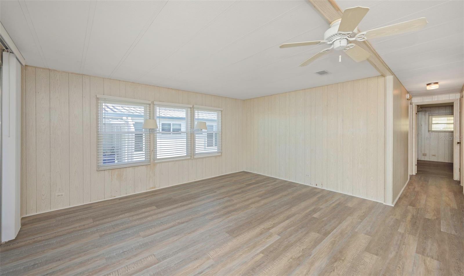 STONEHEDGE ON THE HILL M/H PARK CO-OP UNREC - Residential