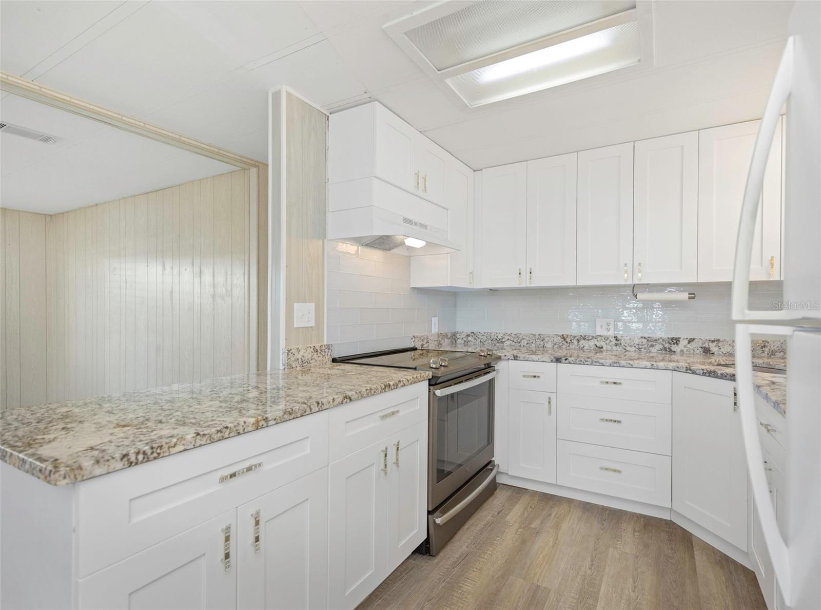 STONEHEDGE ON THE HILL M/H PARK CO-OP UNREC - Residential