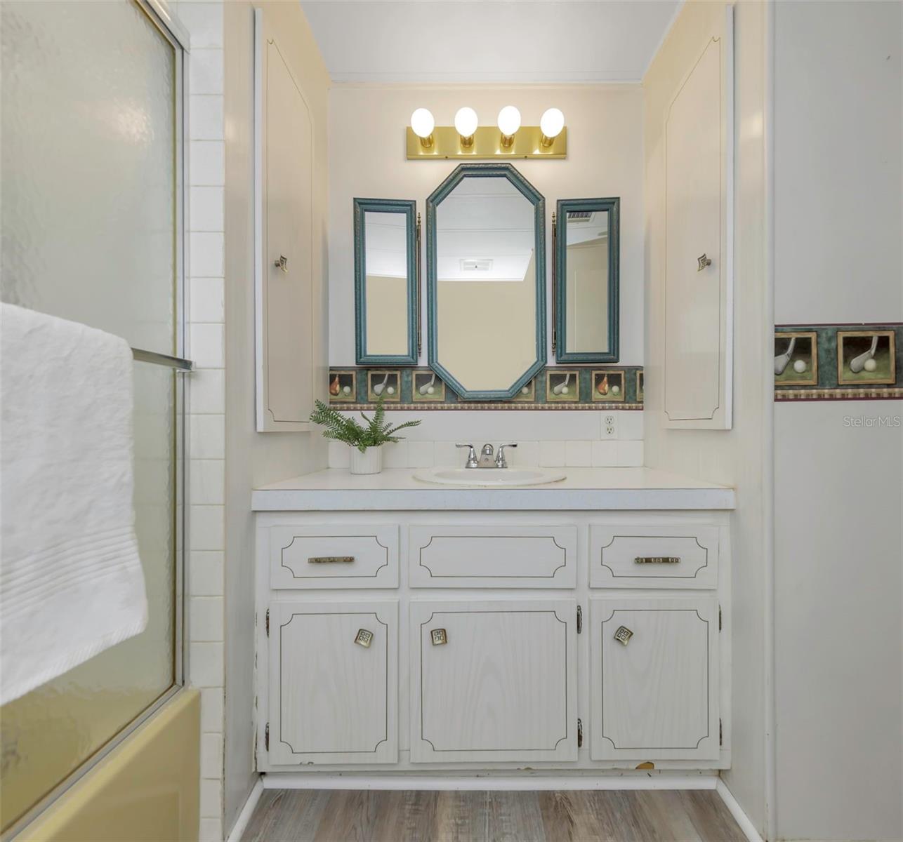 STONEHEDGE ON THE HILL M/H PARK CO-OP UNREC - Residential