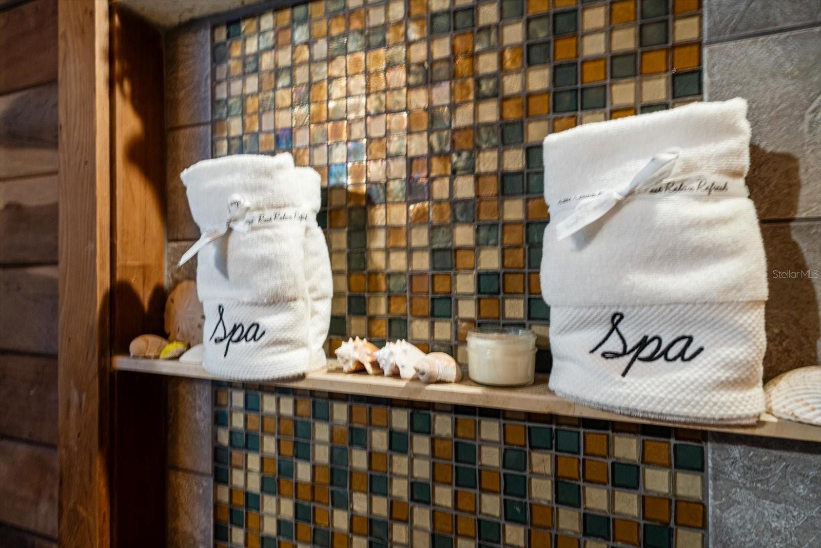 COACHMAN LAKES ESTATES - Residential