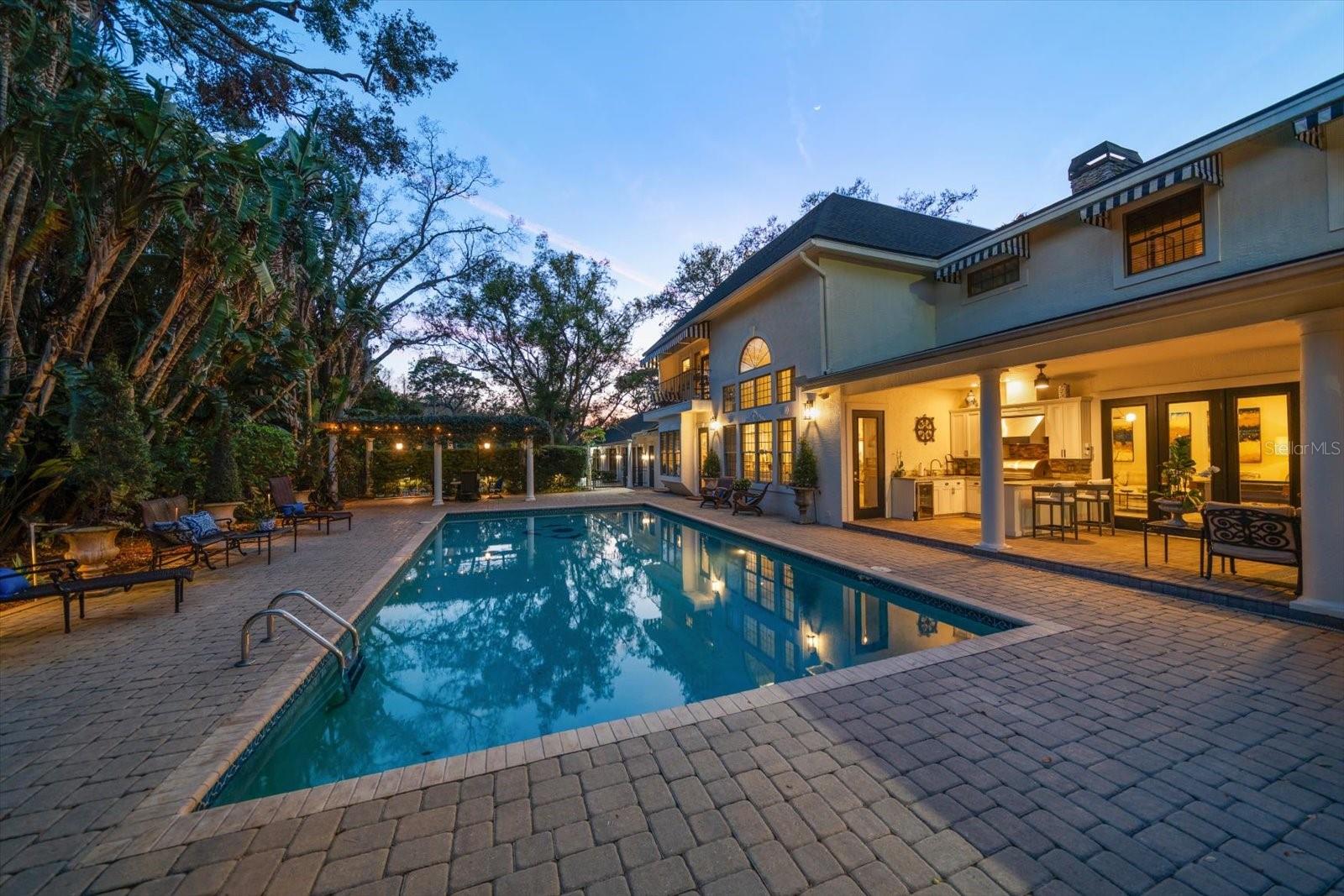 COACHMAN LAKES ESTATES - Residential