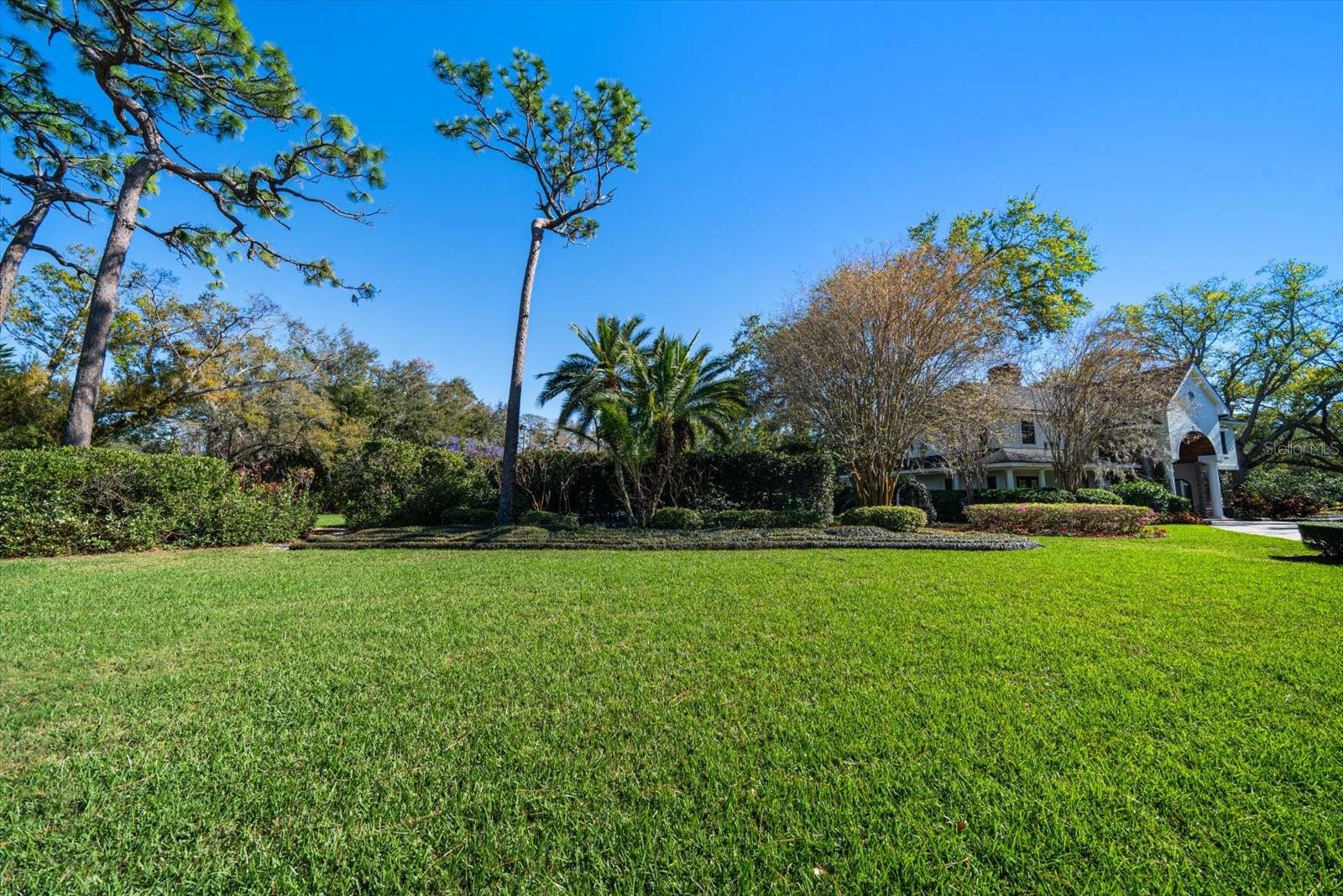 COACHMAN LAKES ESTATES - Residential