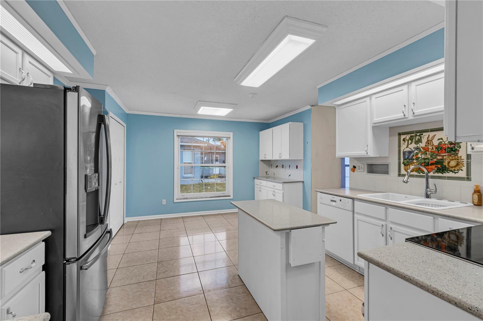 LAUREL RUN AT CRESCENT LAKES - Residential