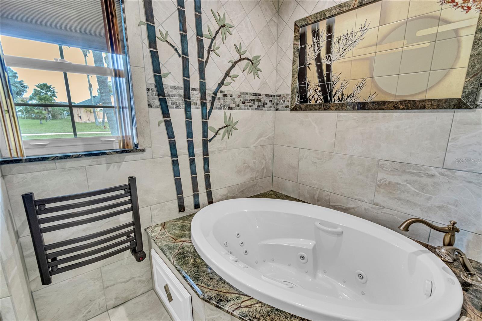 LAUREL RUN AT CRESCENT LAKES - Residential