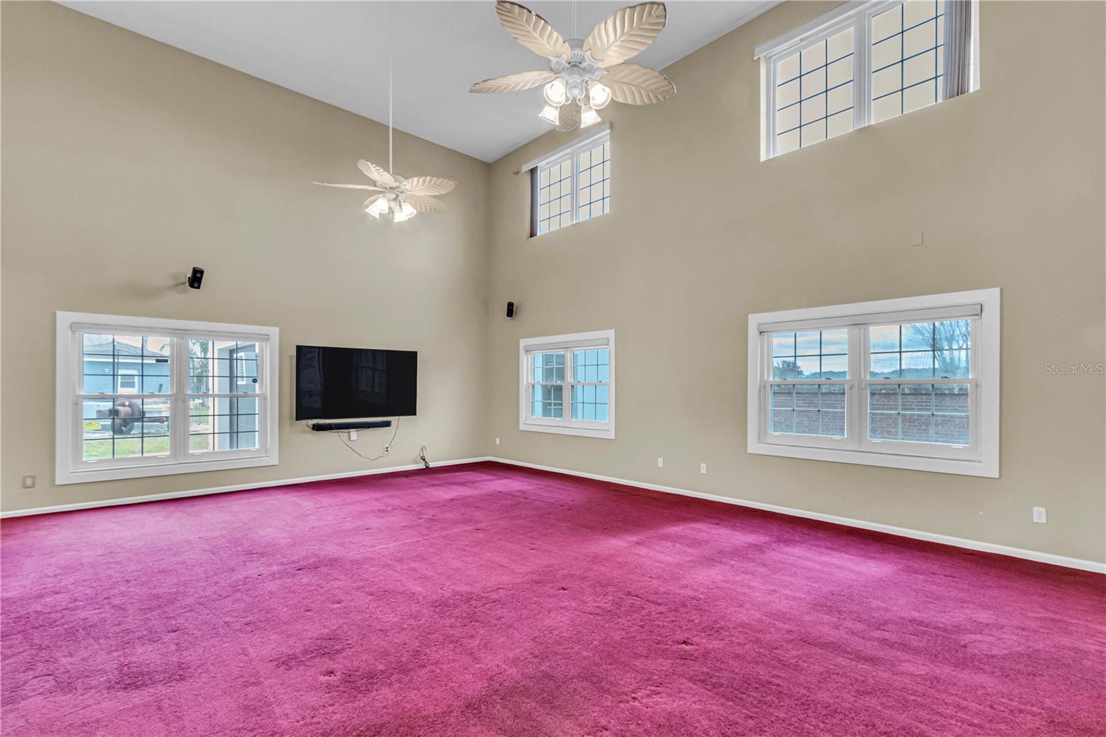 LAUREL RUN AT CRESCENT LAKES - Residential