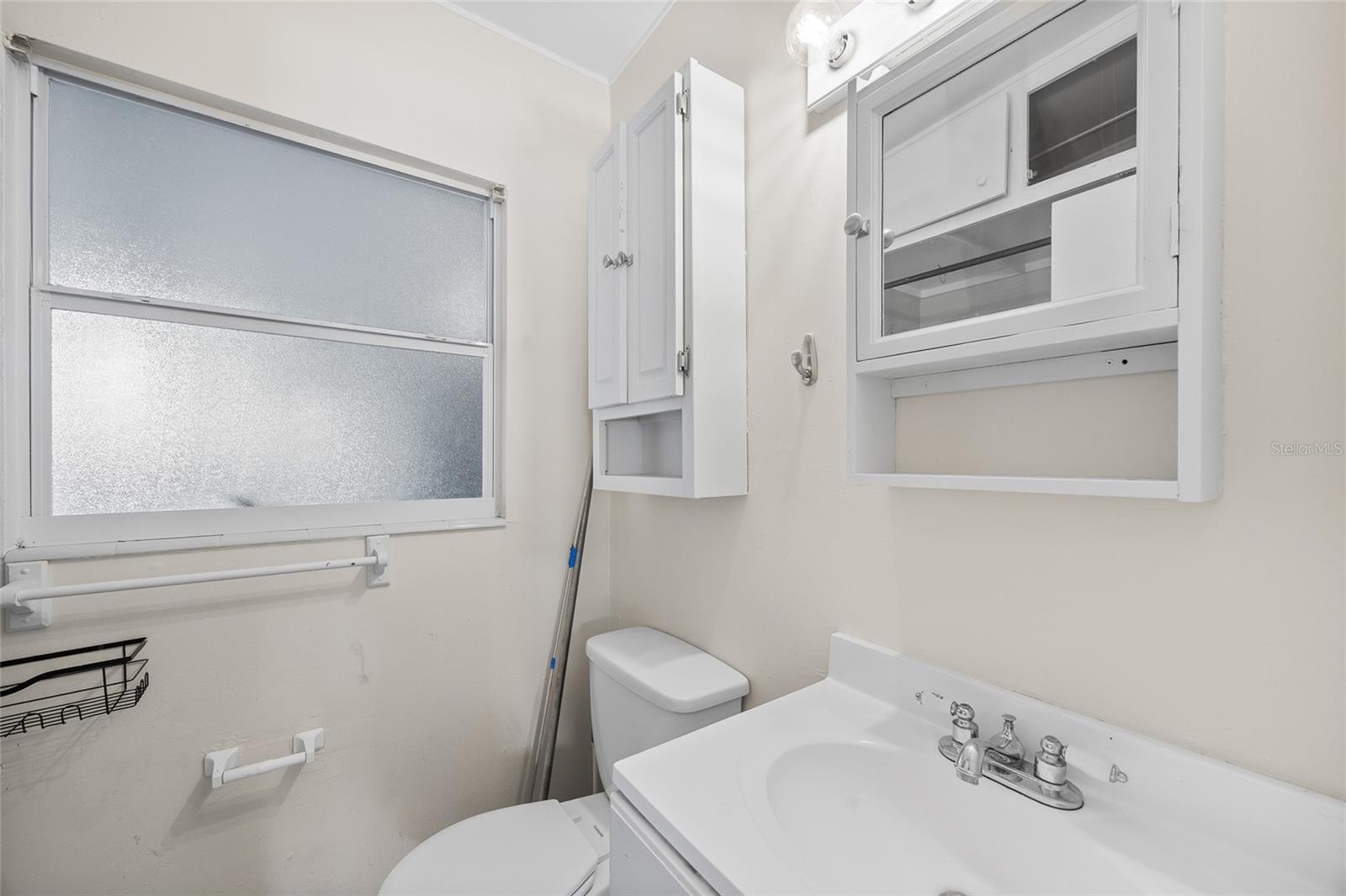 MEADOW LAWN 2ND ADD - Residential