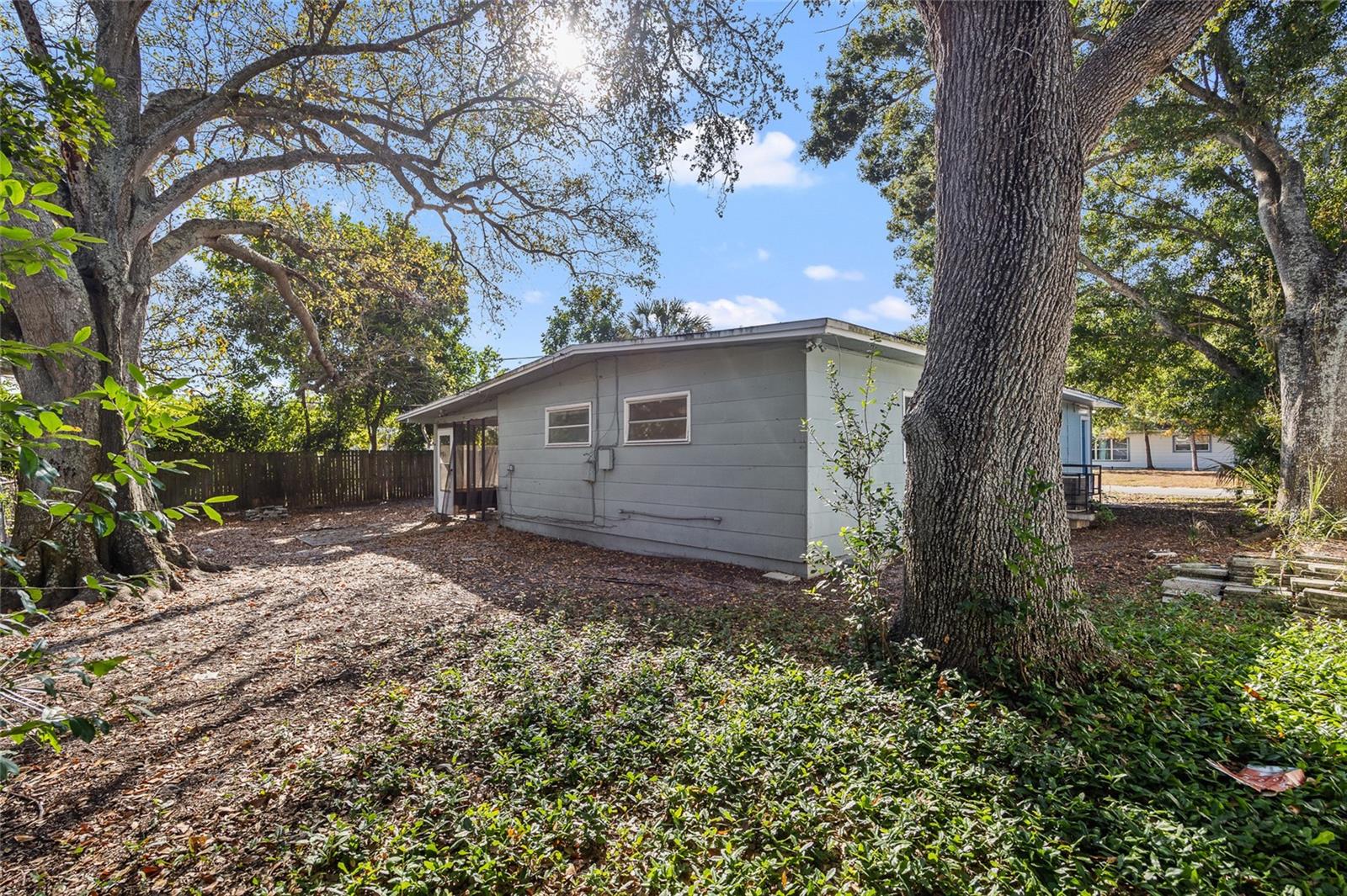 MEADOW LAWN 2ND ADD - Residential