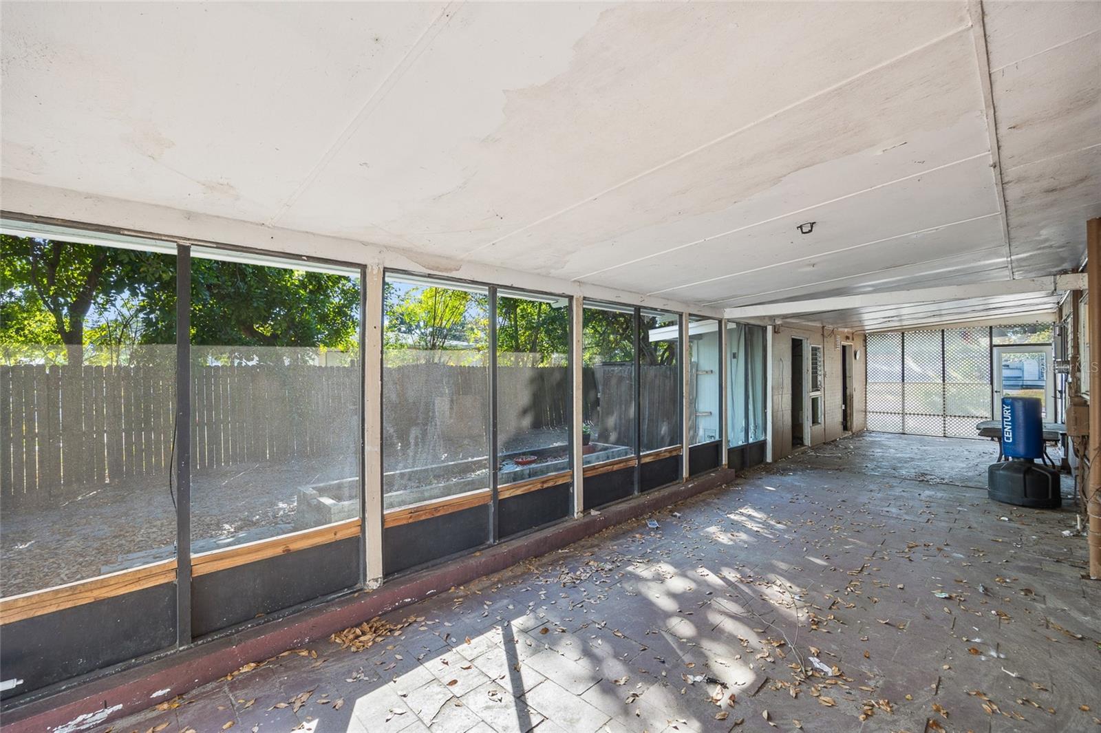 MEADOW LAWN 2ND ADD - Residential