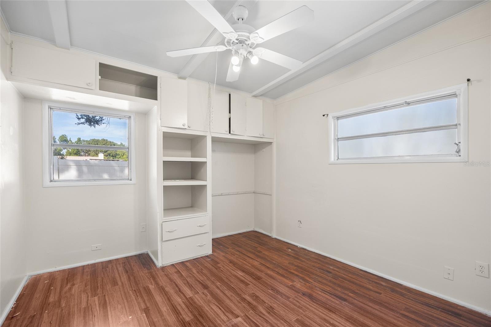 MEADOW LAWN 2ND ADD - Residential