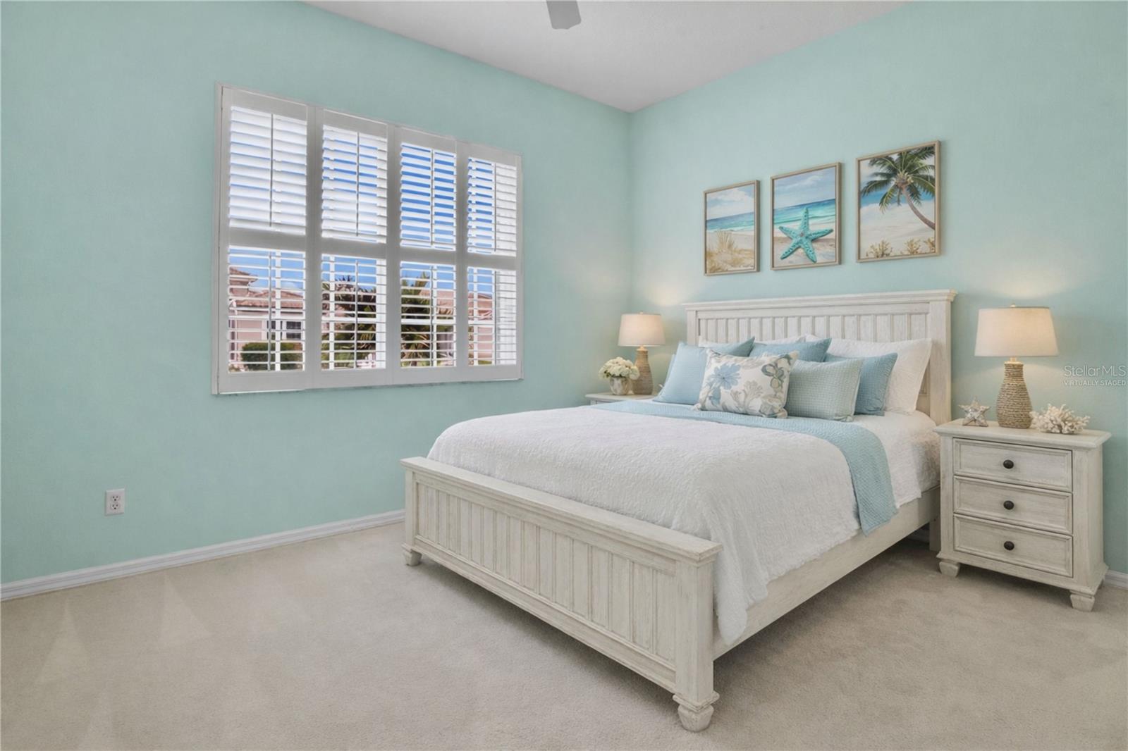 HERITAGE OAKS GOLF & COUNTRY CLUB - Residential