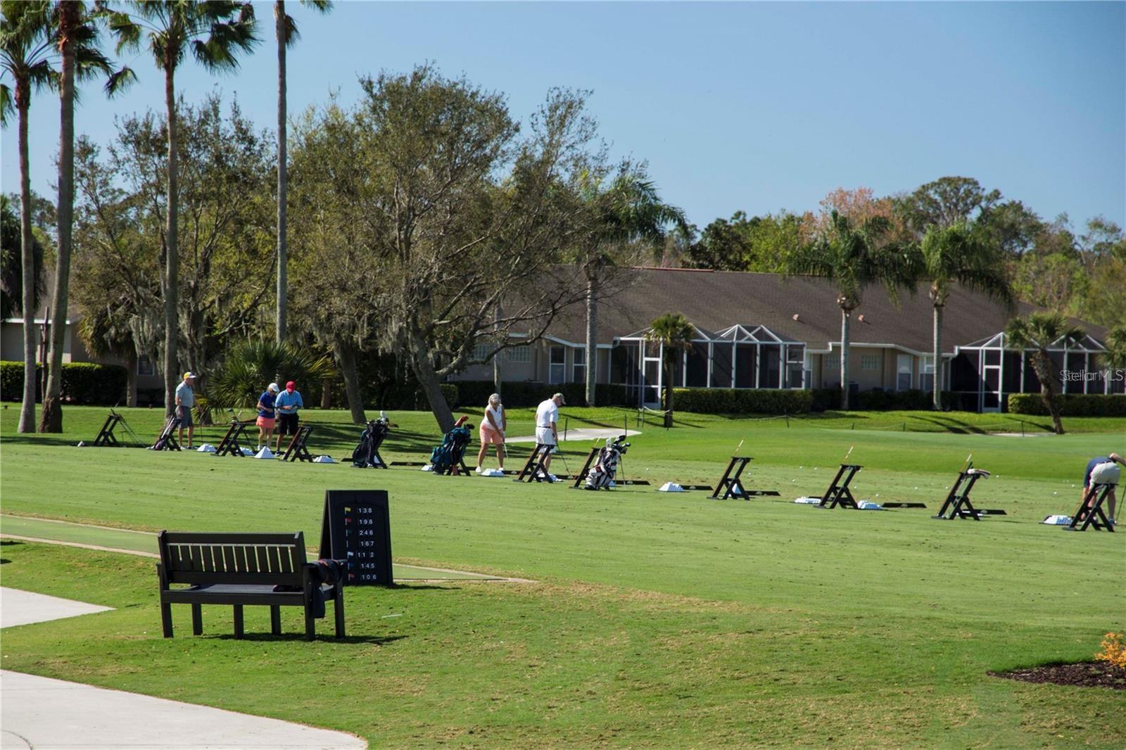HERITAGE OAKS GOLF & COUNTRY CLUB - Residential