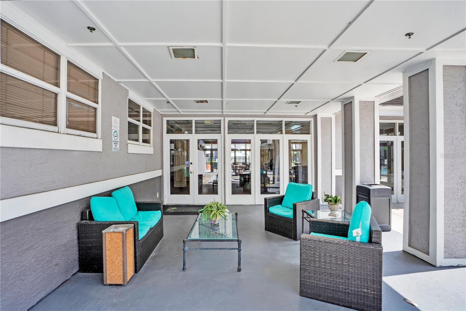 PARKWAY PALMS RESORT MAINGATE CONDO - Residential