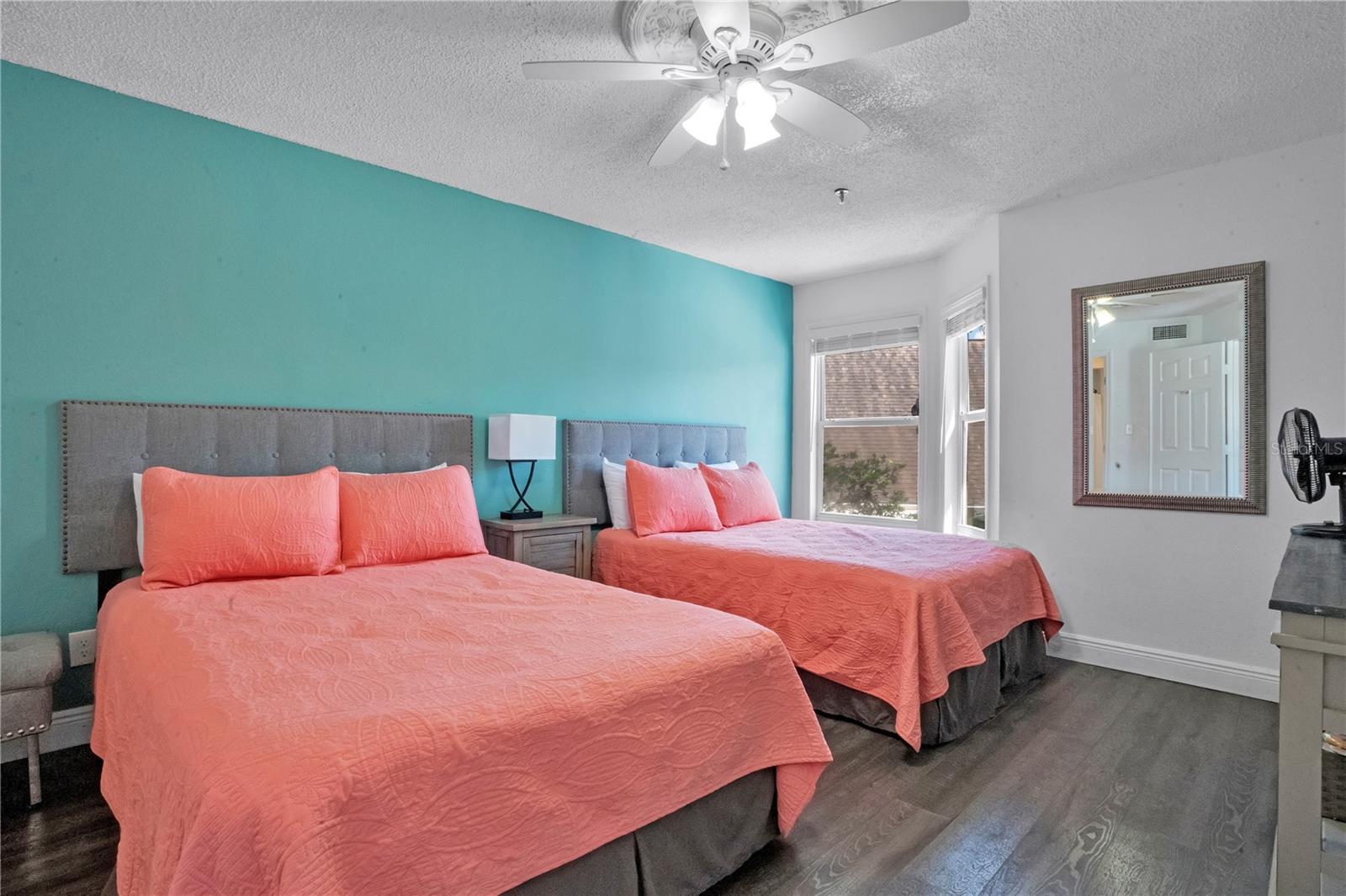 PARKWAY PALMS RESORT MAINGATE CONDO - Residential