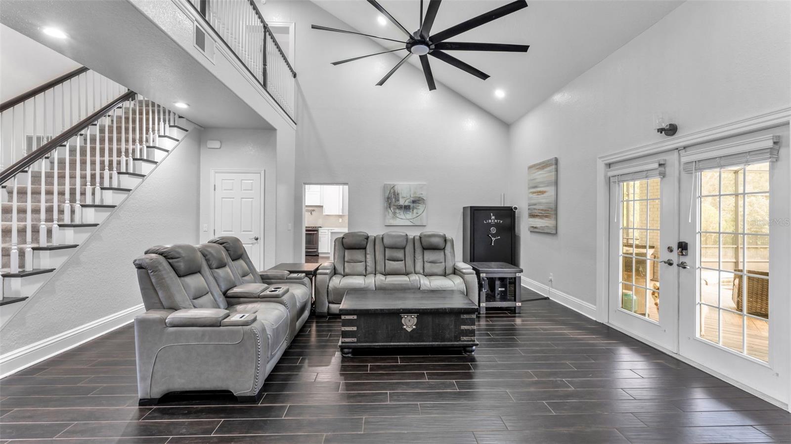 VAN FLEET ESTATES - Residential