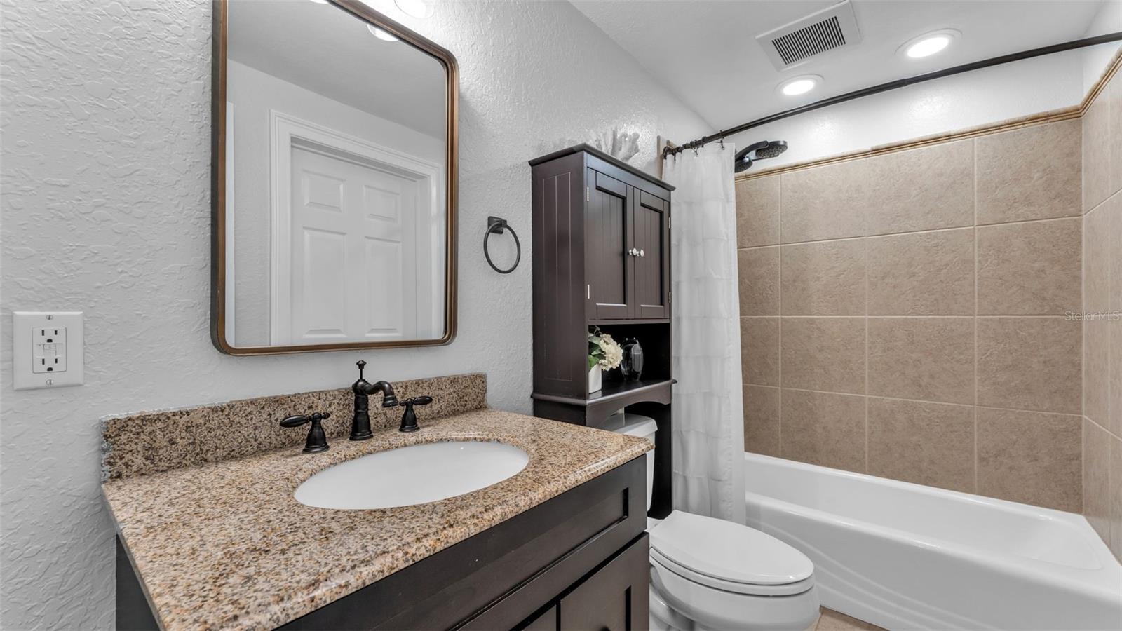 VAN FLEET ESTATES - Residential