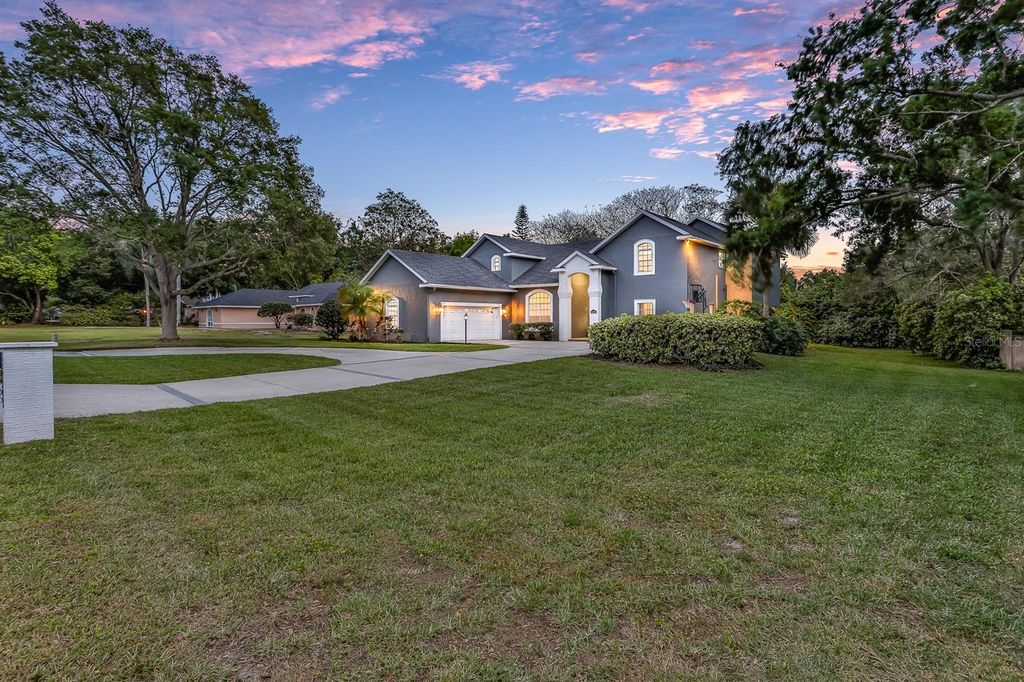 Photo of 109 Van Fleet Court, Auburndale, FL 33823 (MLS # L4959638)