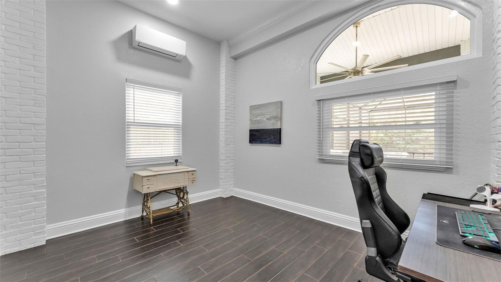 VAN FLEET ESTATES - Residential