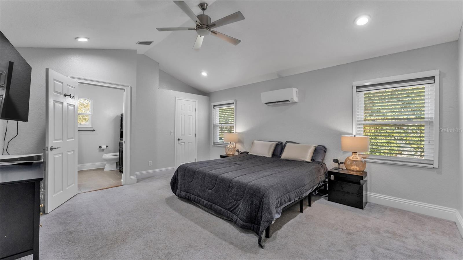 VAN FLEET ESTATES - Residential