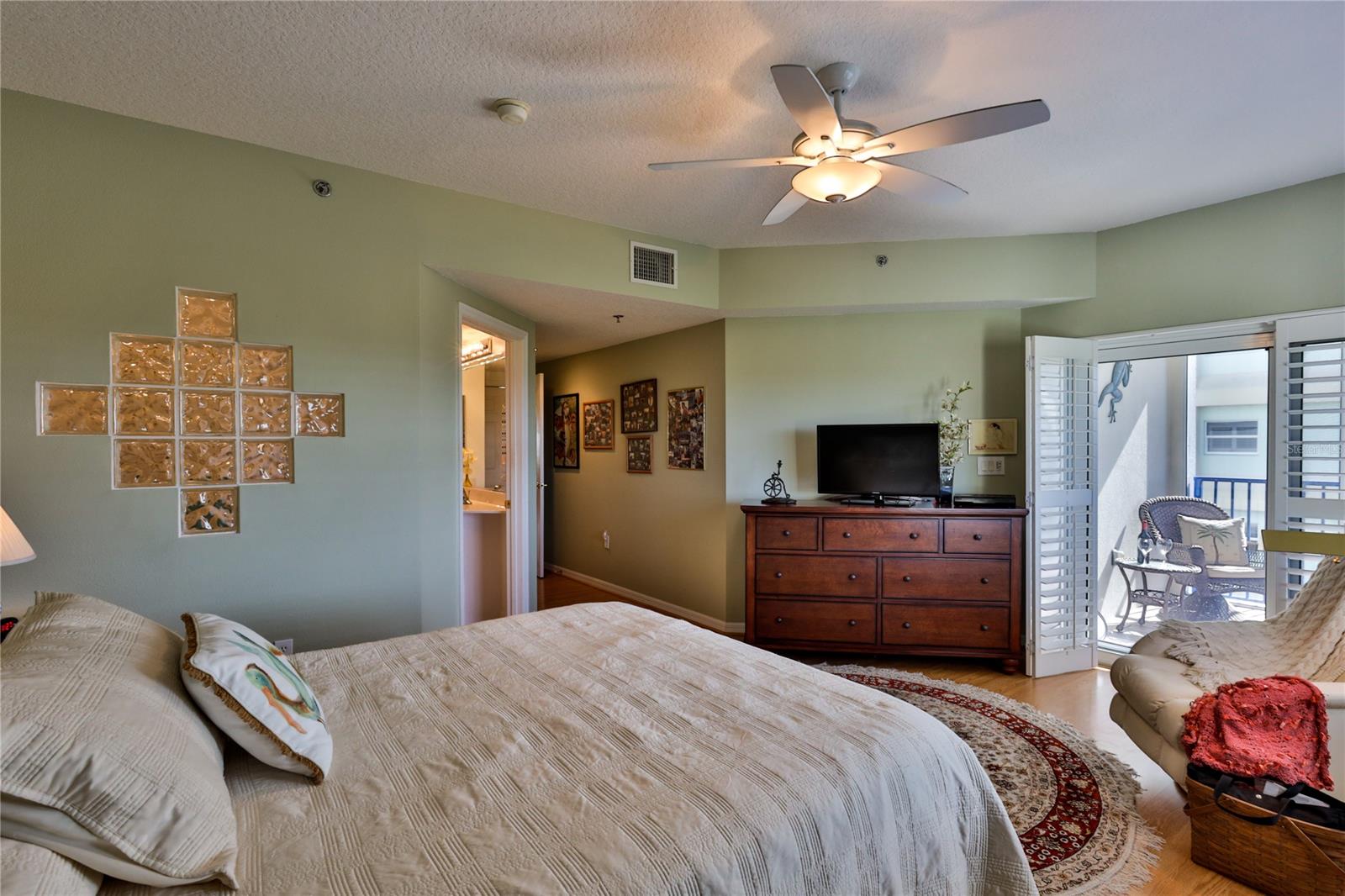 Ocean Walk Condo At Nsb Bldg 07 - Residential